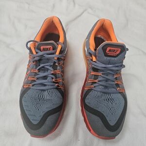 Nike Men's Athletic Shoes in Gray and Orange